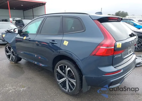 2025 Volvo Xc60 B5 Ultra из США, поврежденный, VIN YV4M12RM2S1038727